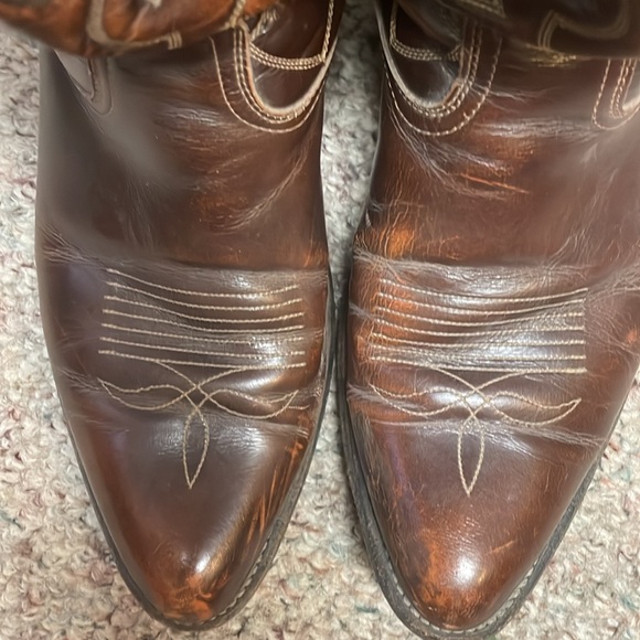 Vintage higher cut cowboy boots with stitch design - Picture 3 of 10